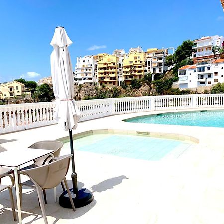 Royal Beach - Appartment With Sea View & Terrace Фаро-де-Куйєра Екстер'єр фото