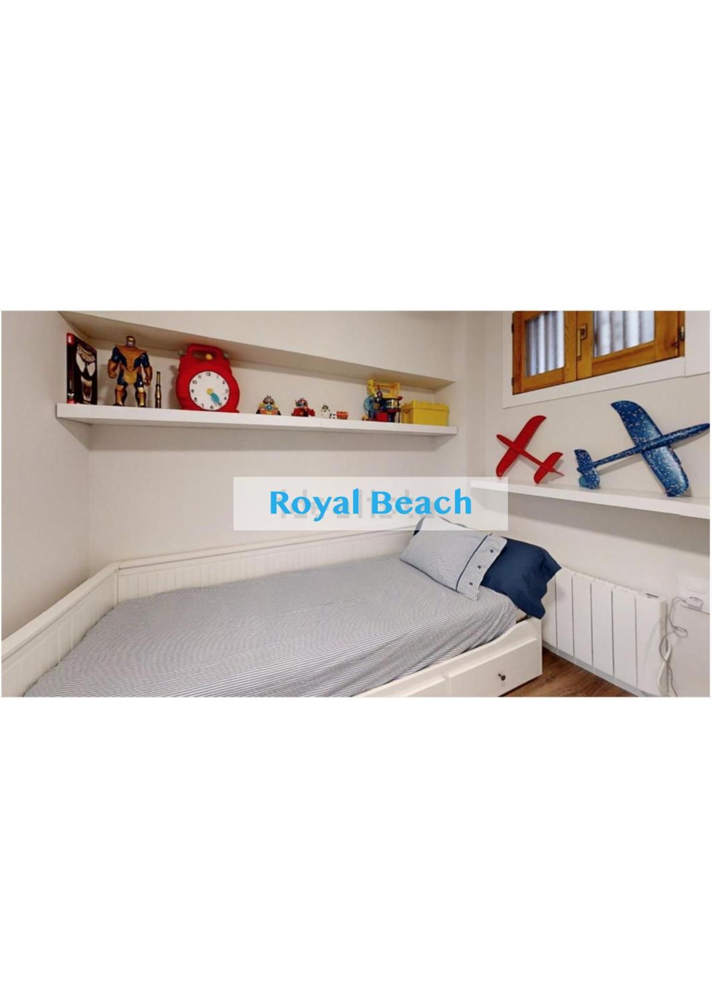 Royal Beach - Appartment With Sea View & Terrace Фаро-де-Куйєра Екстер'єр фото